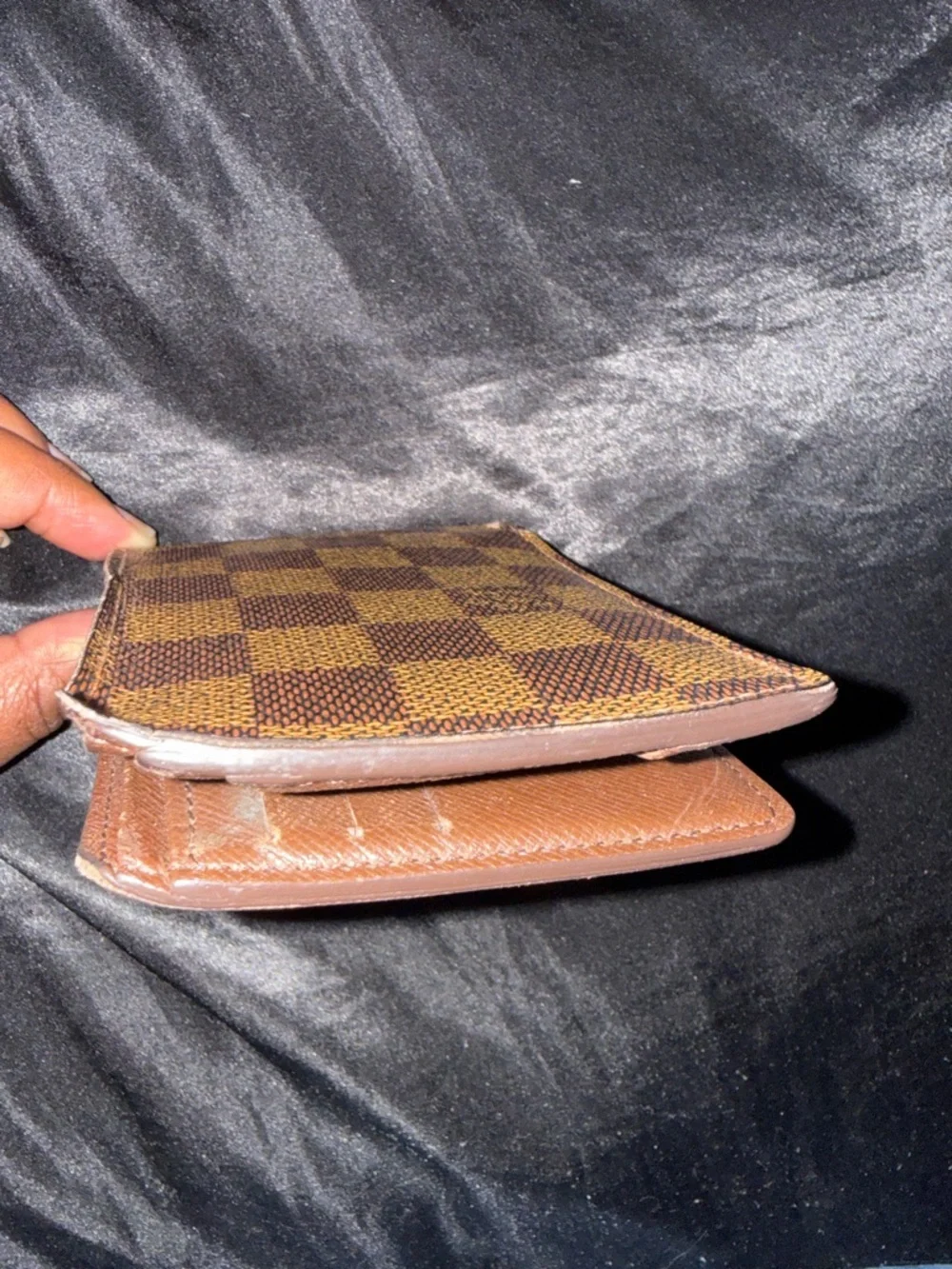 Authentic Louis Vuitton Brown Damier Checkered Bi-Fold Wallet